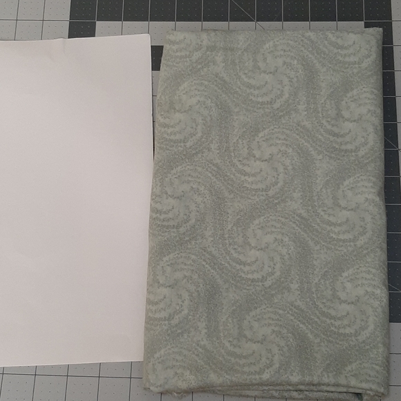 Mint green fabric with swirls - Picture 2 of 3